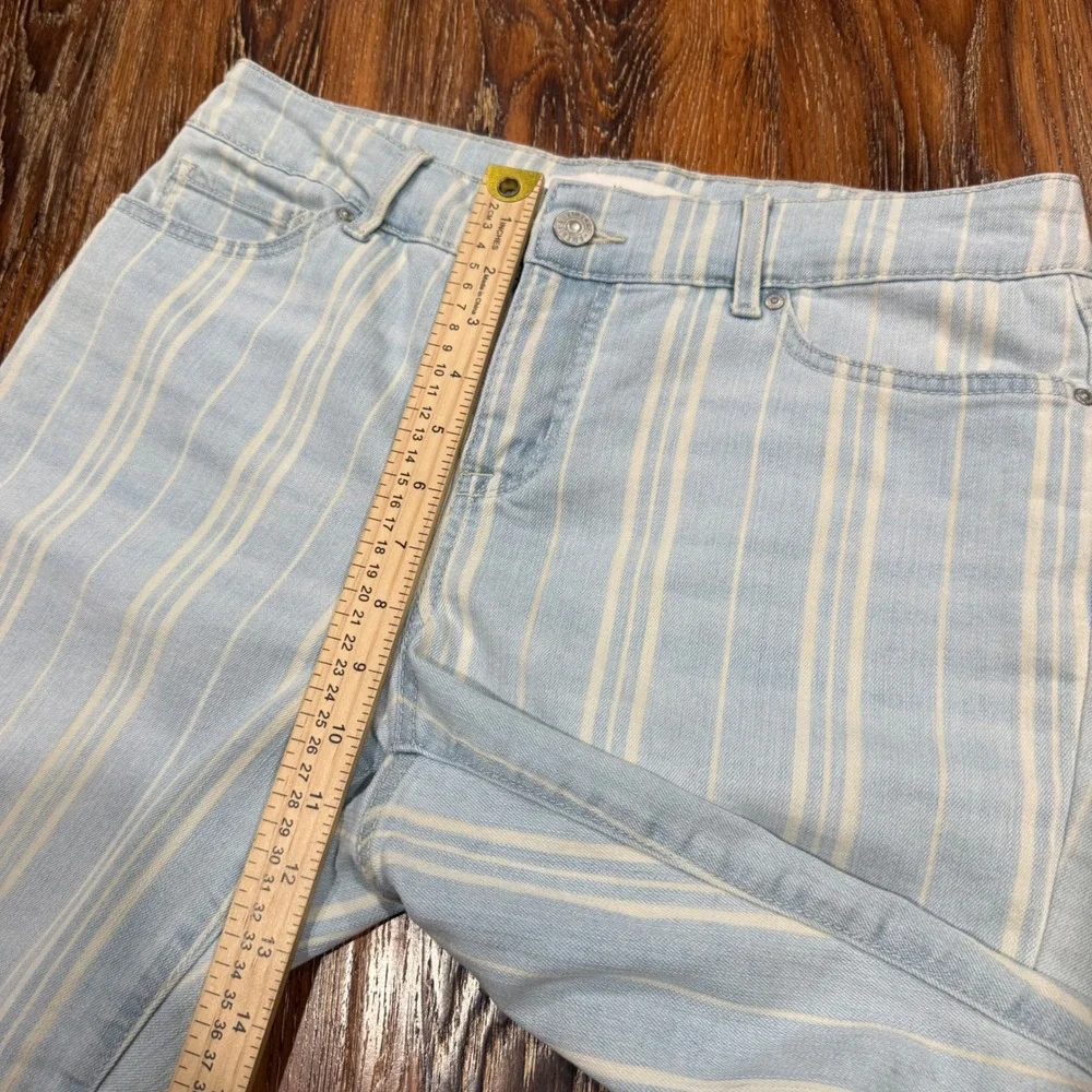 Vintage America 6/28 Boho Bermuda Shorts Womens Light Blue White Striped Denim
